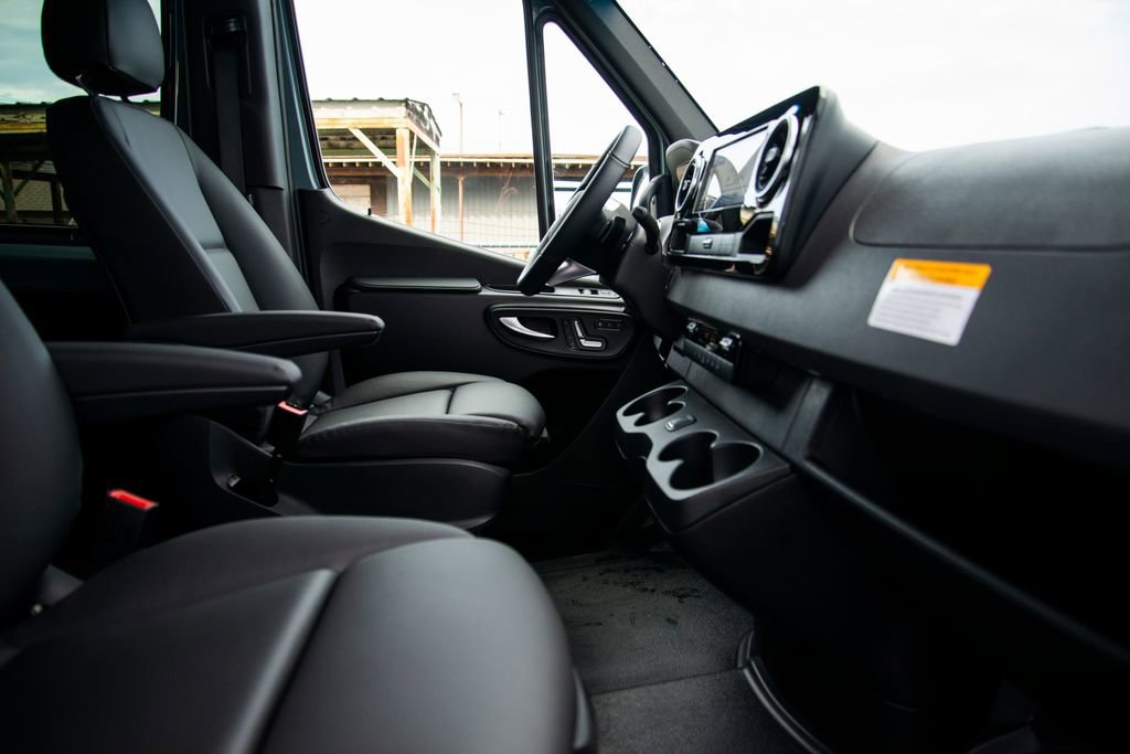 New 2026 Mercedes-Benz Sprinter 2500 image 15