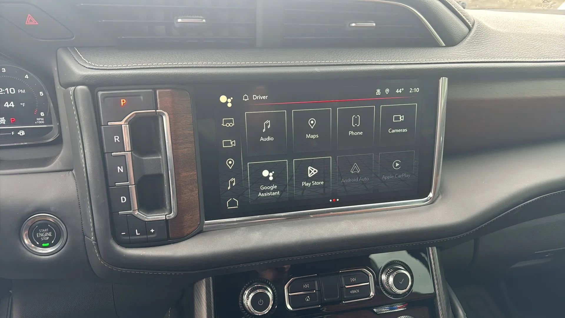 Used 2023 GMC Yukon Denali Ultimate image 13