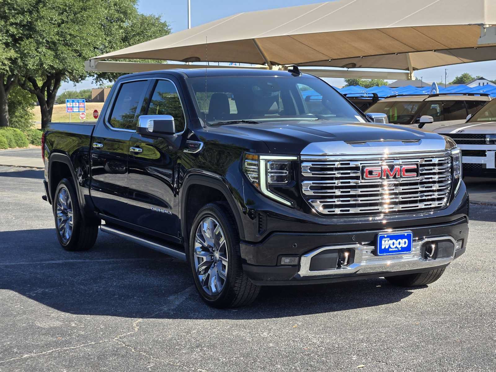 Certified 2024 GMC Sierra 1500 Denali AWD/4WD image 3