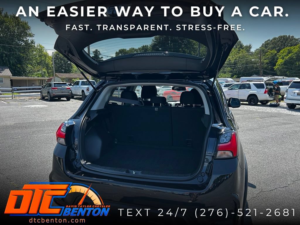 Used 2025 Mitsubishi Outlander Sport SE AWD/4WD image 26
