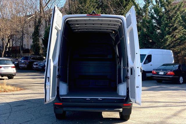New 2026 Mercedes-Benz Sprinter 144 Cargo image 4