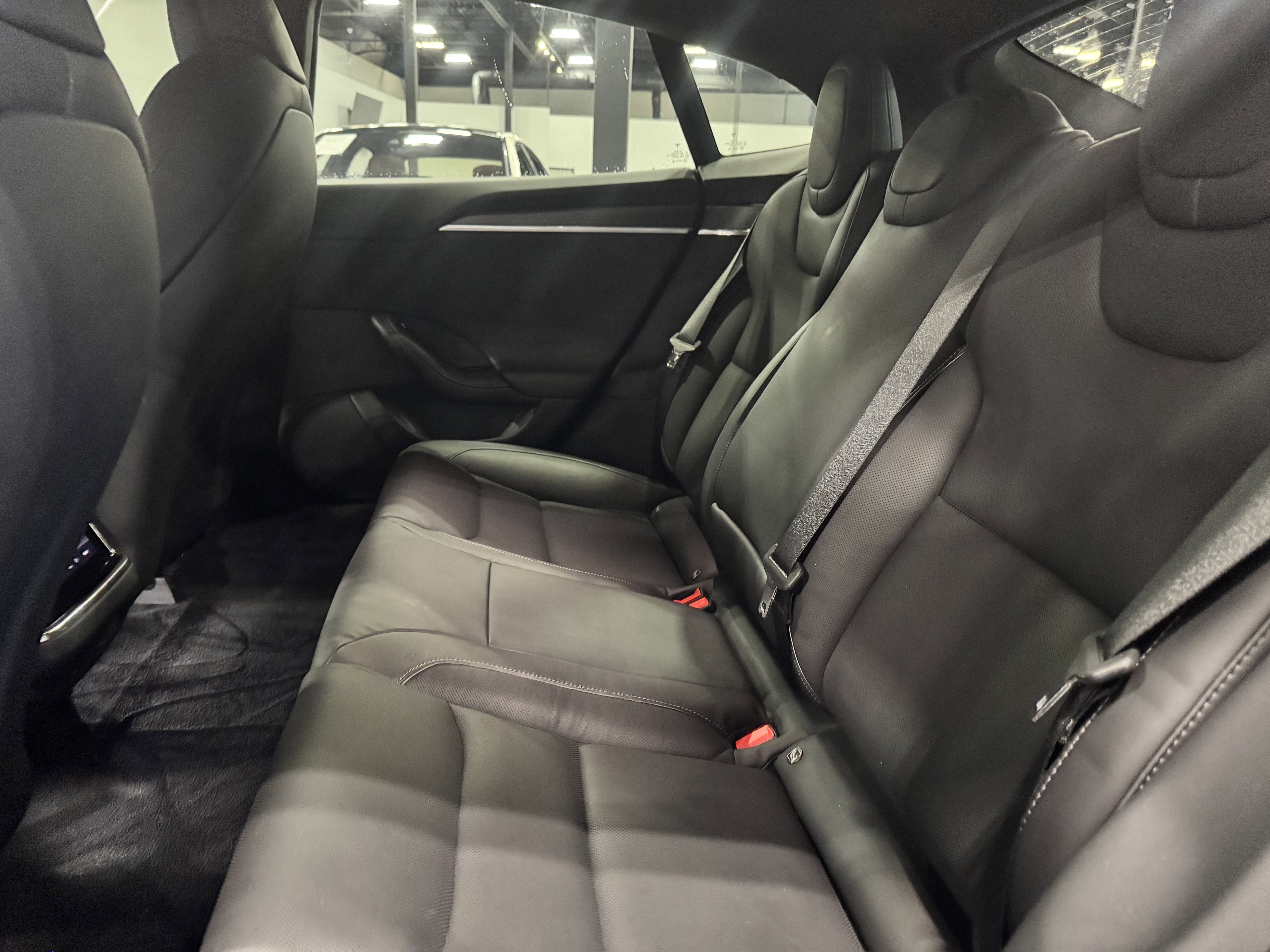 Used 2021 Tesla Model S Plaid image 15