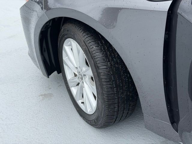 Certified 2025 Toyota Corolla SE image 25