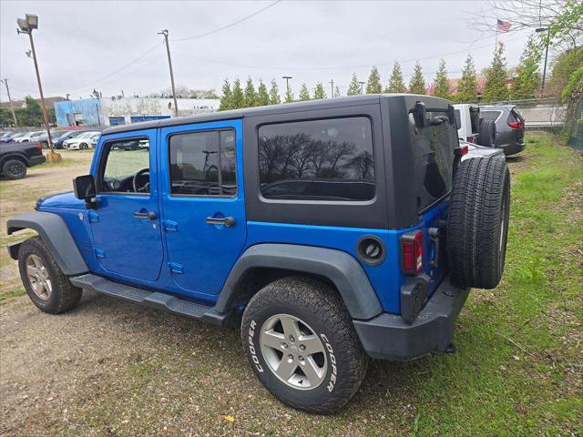 Used 2015 Jeep Wrangler Unlimited Sport w/ Quick Order Package 24S AWD/4WD image 3