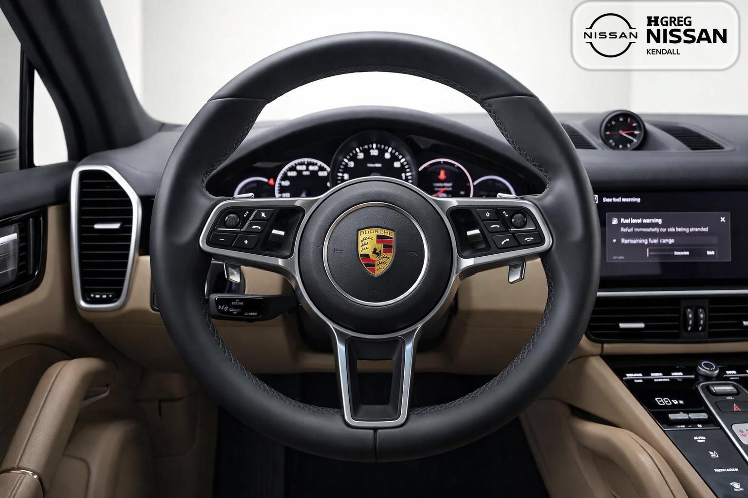 Used 2023 Porsche Cayenne w/ Premium Package AWD/4WD image 7
