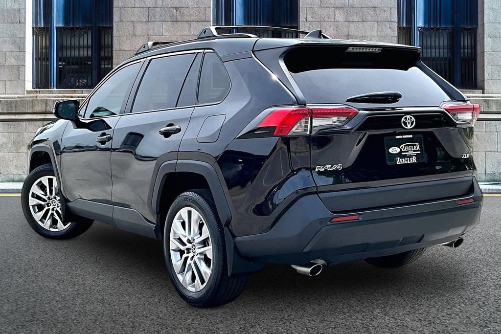 Used 2023 Toyota RAV4 XLE Premium FWD image 10