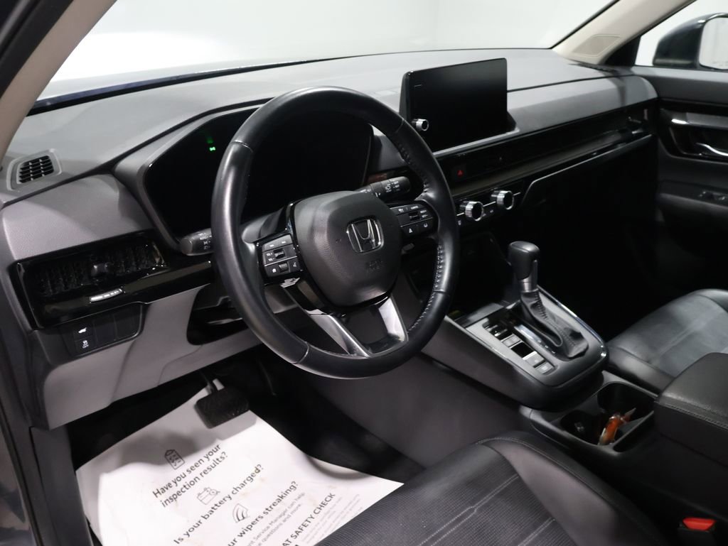 Used 2025 Honda CR-V EX-L image 16
