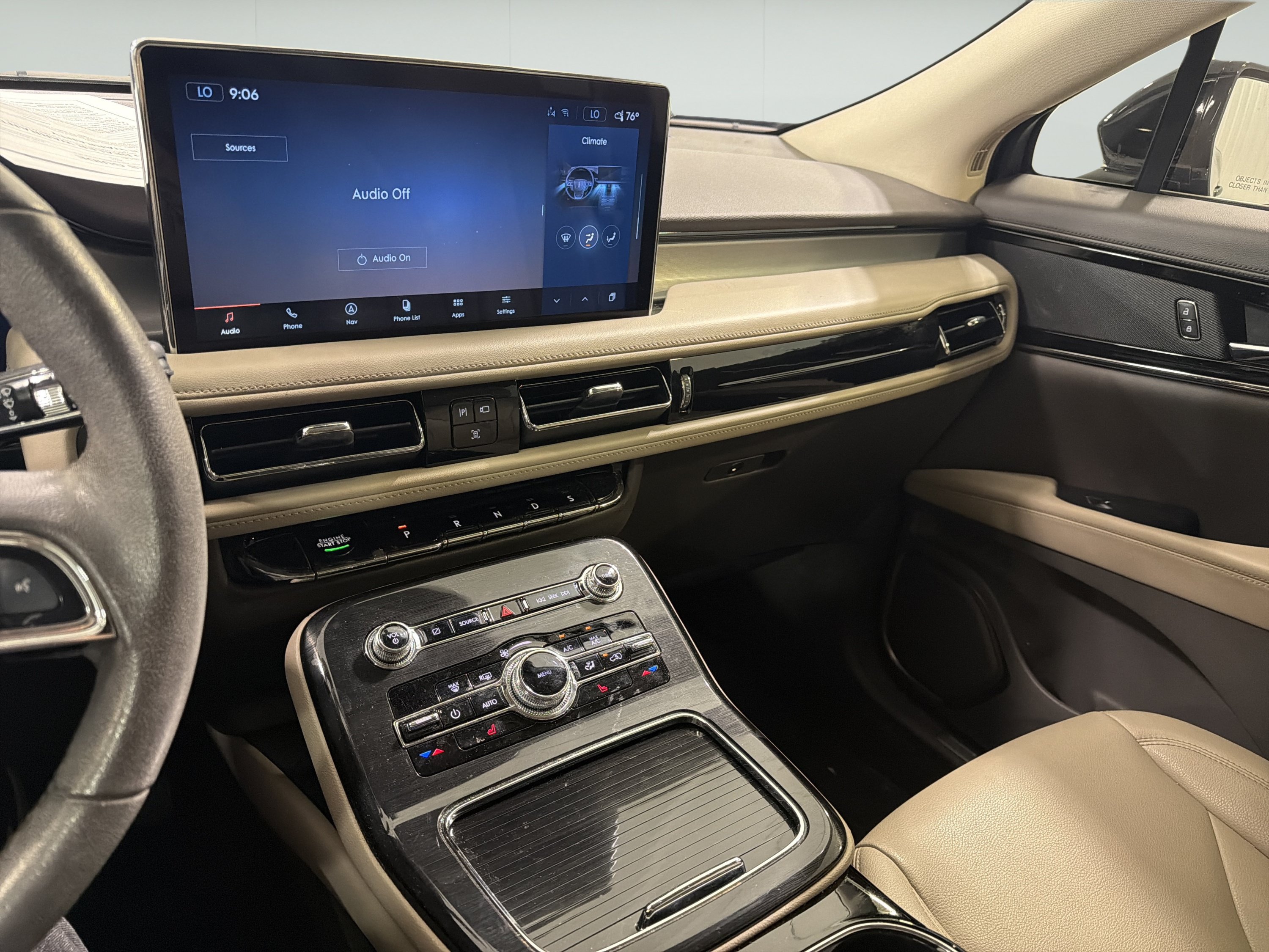 Used 2023 Lincoln Nautilus AWD w/ Premium Package image 20