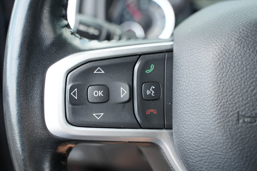 Used 2023 RAM 1500 Big Horn AWD/4WD image 32