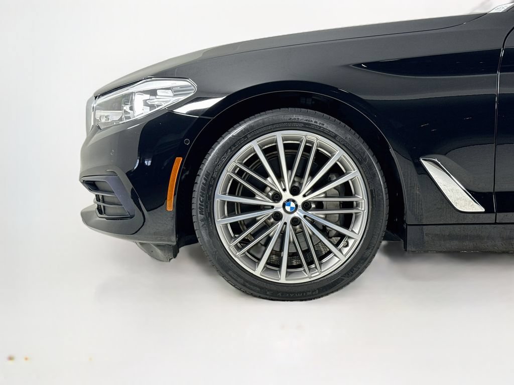 Used 2020 BMW 530i w/ Convenience Package RWD image 25