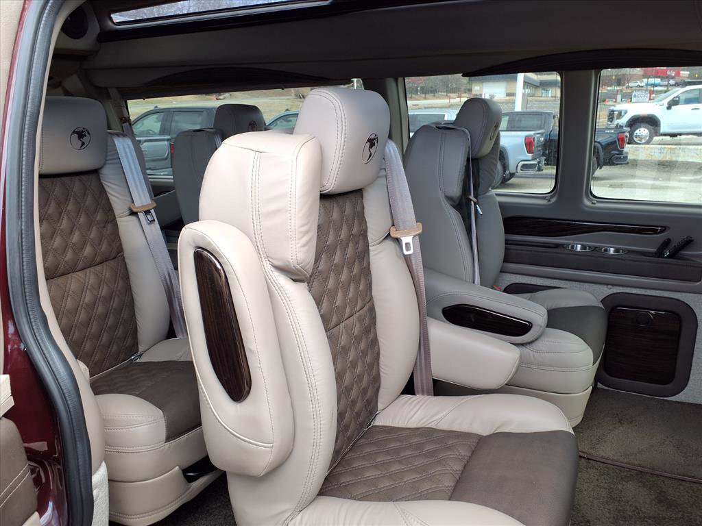 New 2026 GMC Savana 2500 Extended w/ Driver Convenience Package image 20
