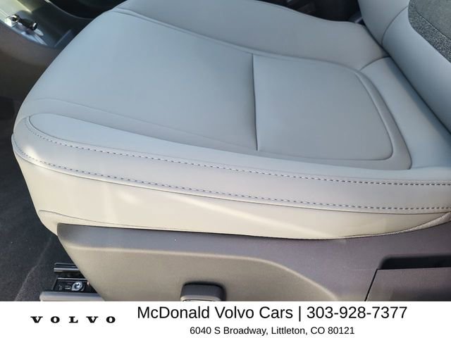 New 2026 Volvo EX30 Plus w/ Protection Package Premier AWD/4WD image 12