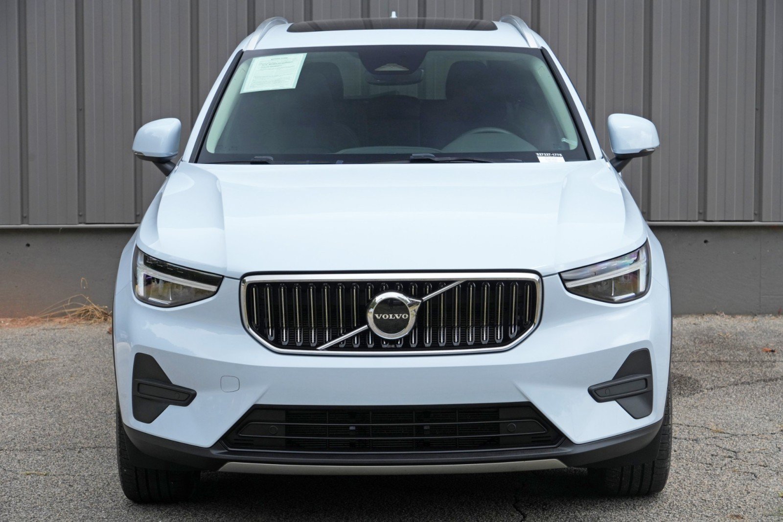 Used 2025 Volvo XC40 B5 Core w/ Climate Package AWD/4WD image 42