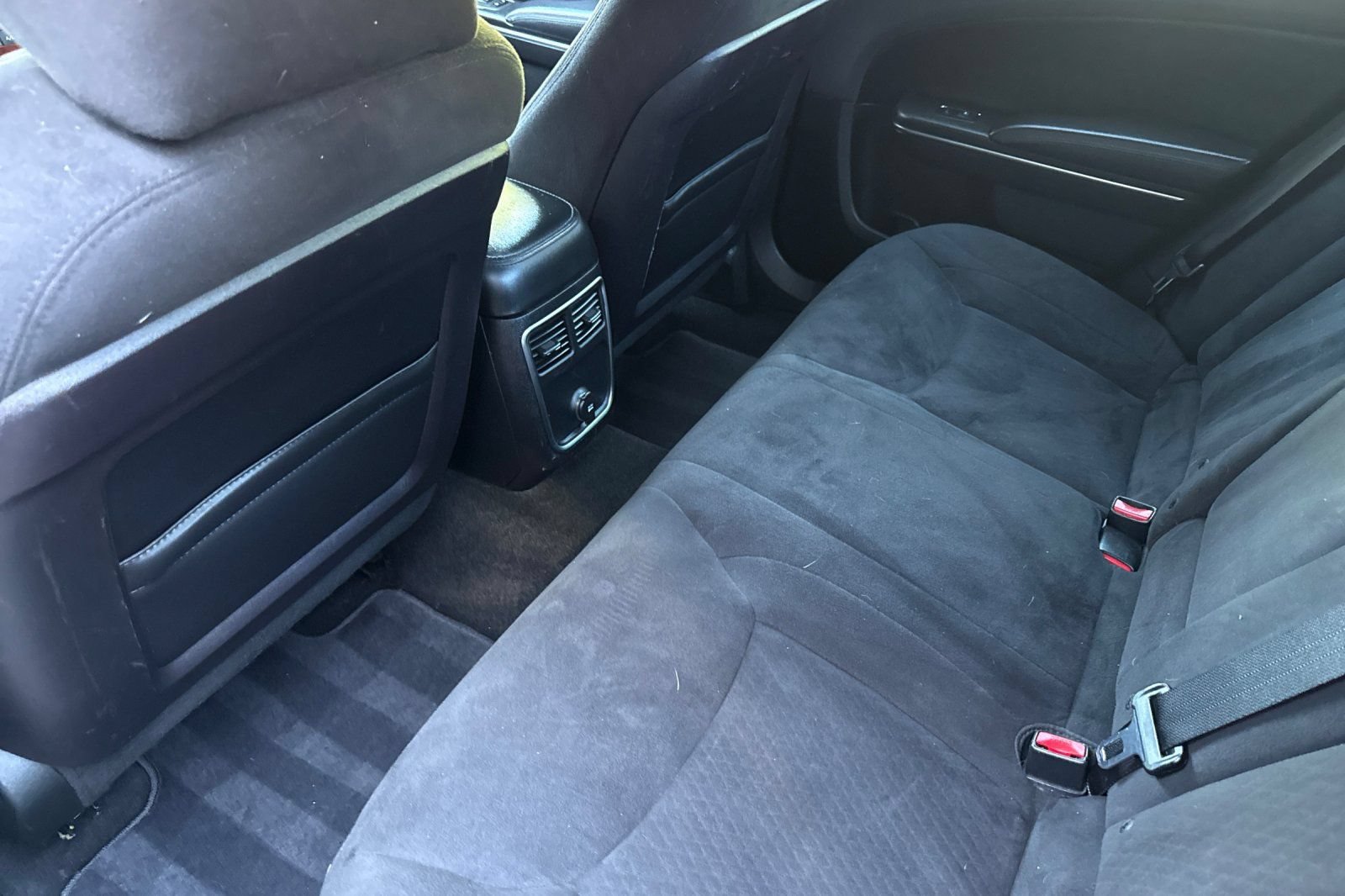 Used 2012 Chrysler 300 RWD image 13