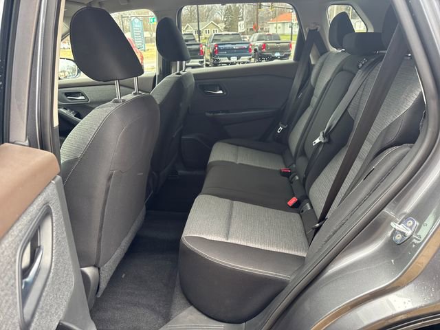 Used 2023 Nissan Rogue SV image 29