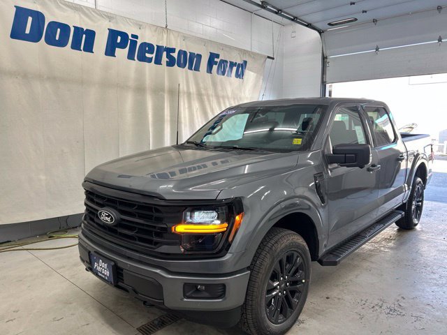 New 2026 Ford F150 XLT w/ Equipment Group 302A MID