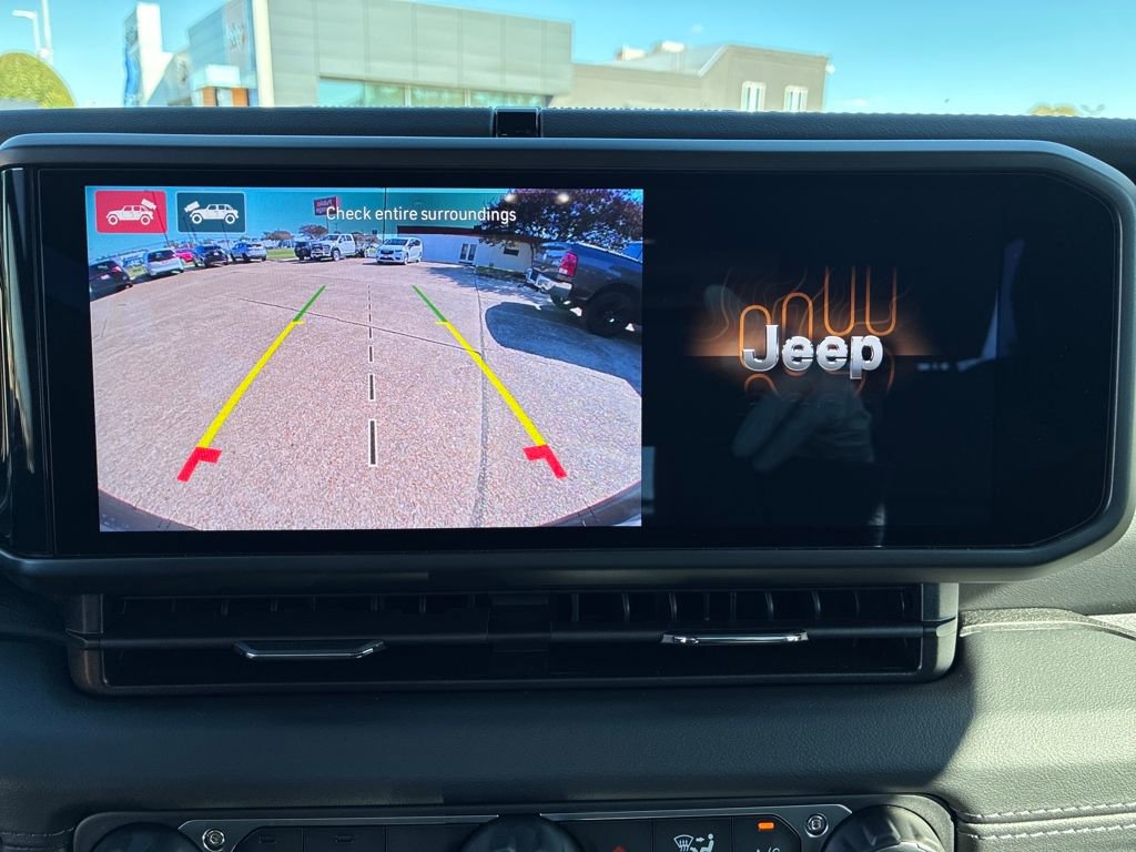 New 2025 Jeep Wrangler Sahara image 20