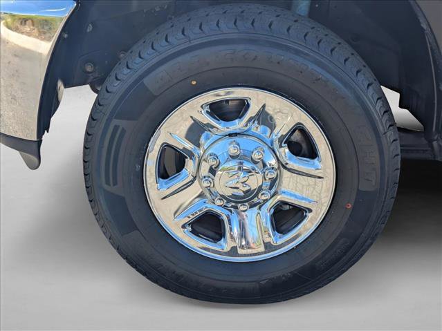 Used 2018 RAM 2500 Tradesman w/ Chrome Appearance Group image 21