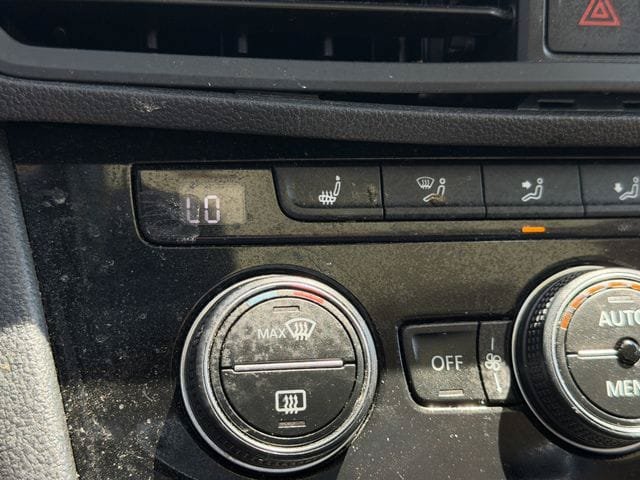Used 2019 Volkswagen Jetta SEL FWD image 20