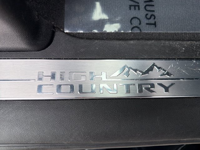 Used 2022 Chevrolet Silverado 1500 High Country w/ Z71 Off-Road Package AWD/4WD image 32