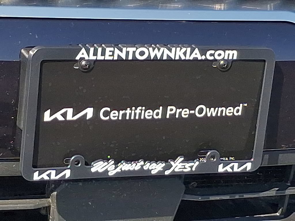 Certified 2025 Kia Carnival FWD image 32