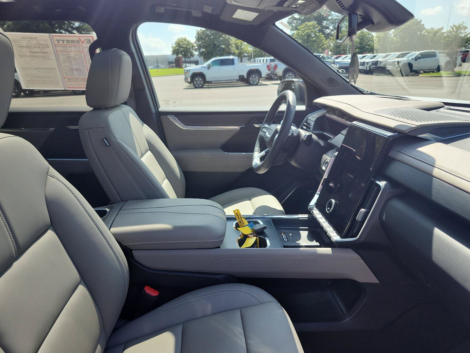 Certified 2024 GMC Acadia Elevation w/ Luxury Package FWD image 7