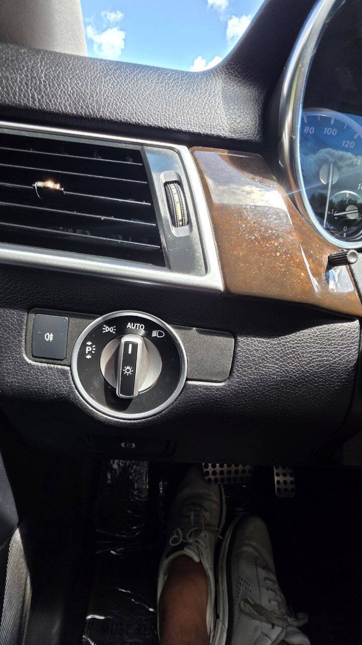 Used 2015 Mercedes-Benz ML 250 BlueTEC 4MATIC image 24