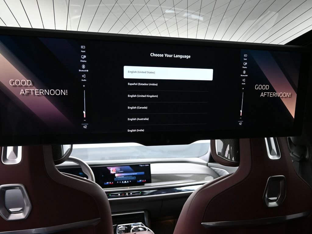 Used 2023 BMW 760i xDrive image 56