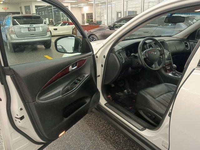 Used 2010 INFINITI EX35 Journey AWD/4WD image 32