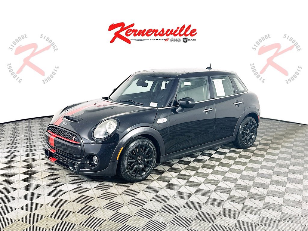 Used 2021 MINI Cooper S video 3
