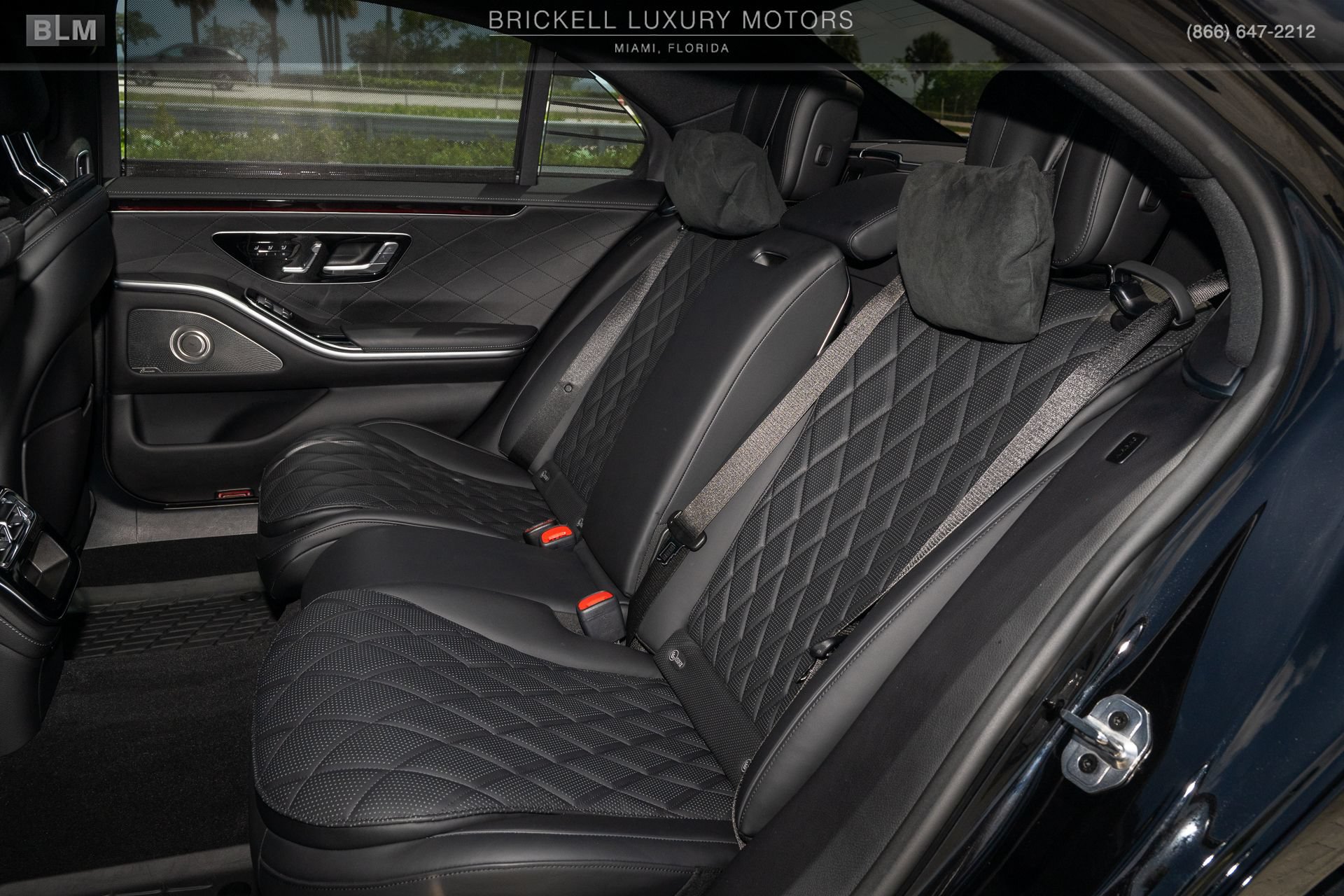 Used 2024 Mercedes-Benz S 580 4MATIC Sedan w/ AMG Line image 7