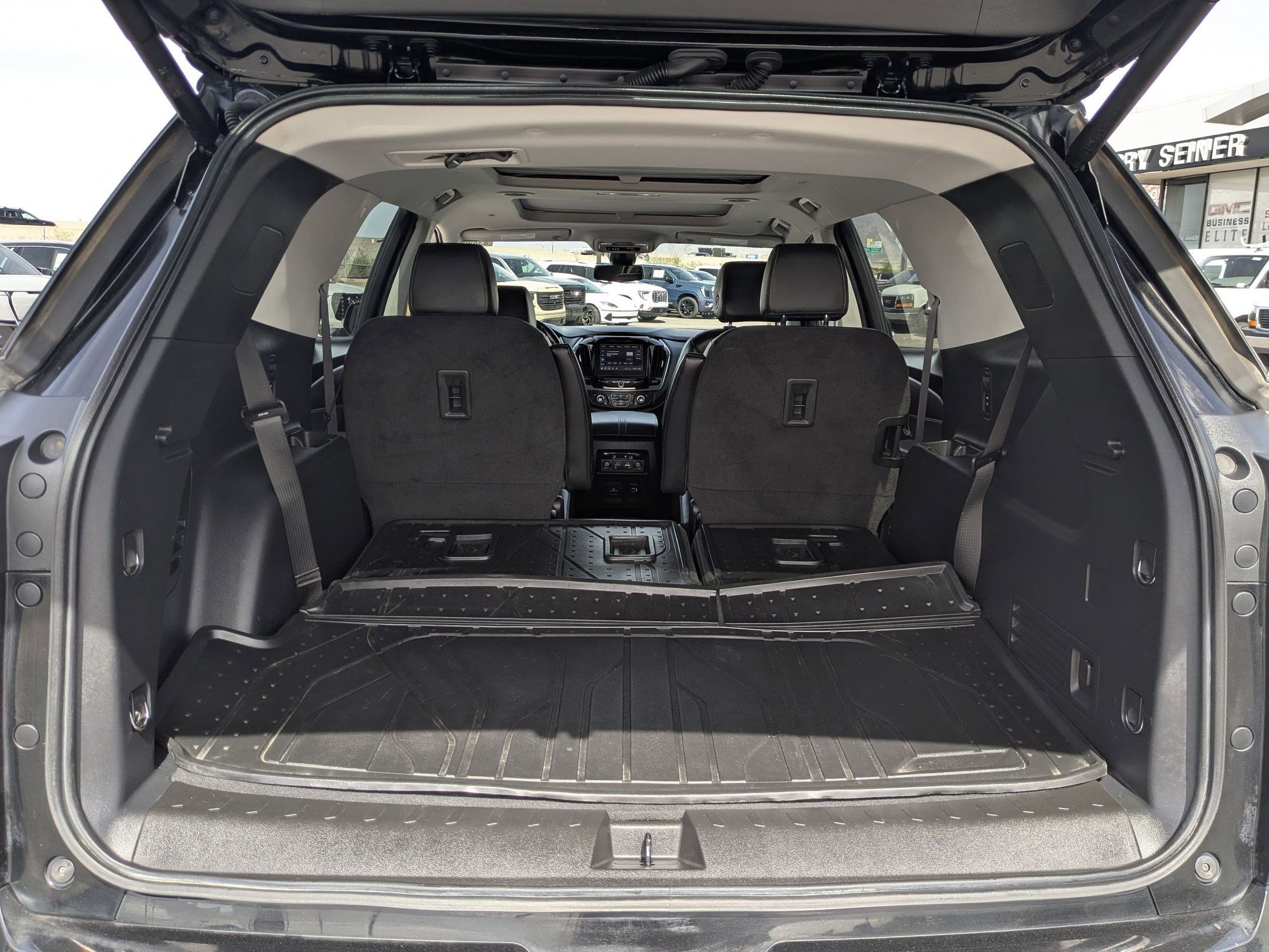 Used 2020 Chevrolet Traverse Premier w/ Redline Edition image 36