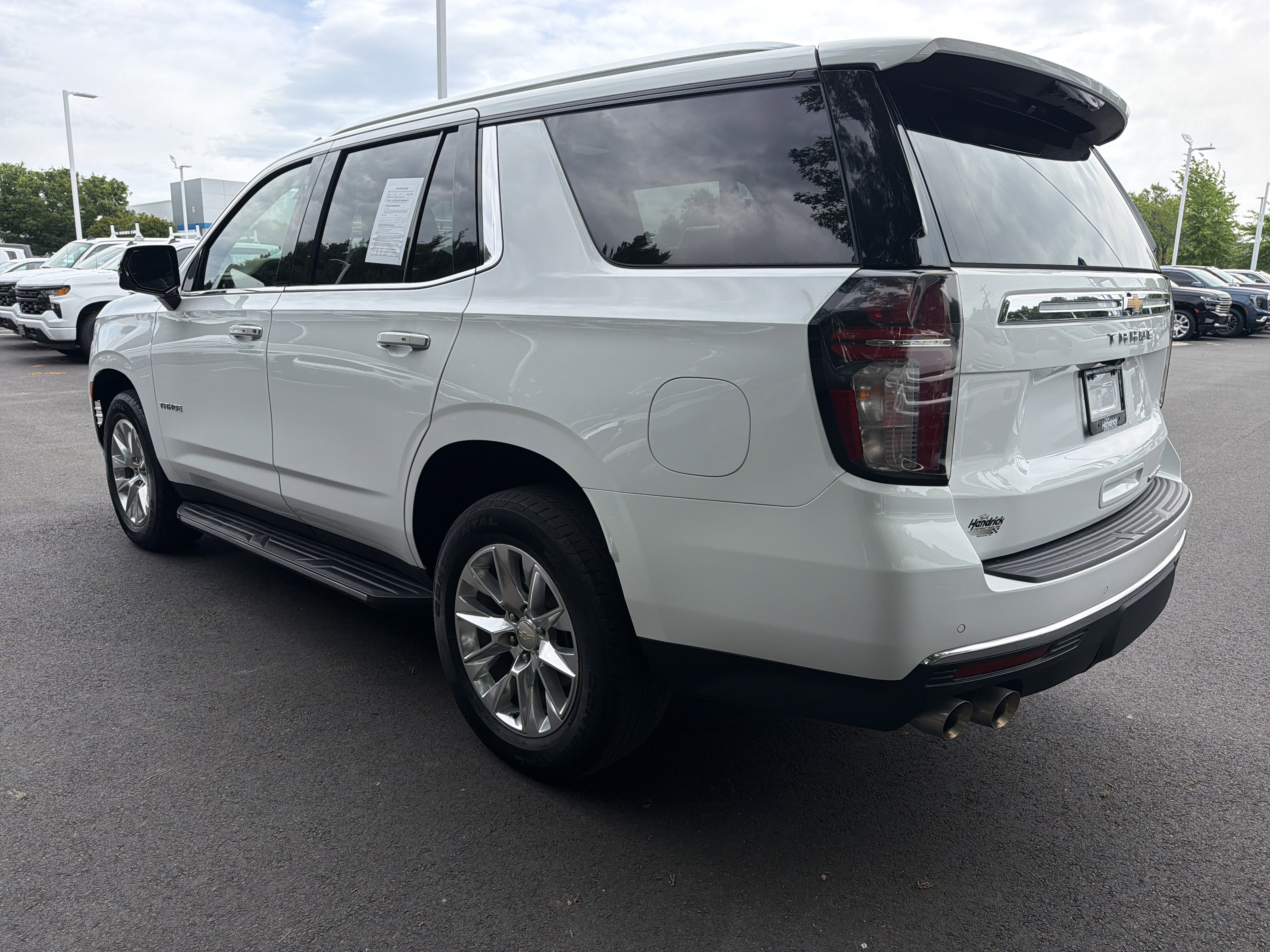 Used 2023 Chevrolet Tahoe Premier AWD/4WD image 8