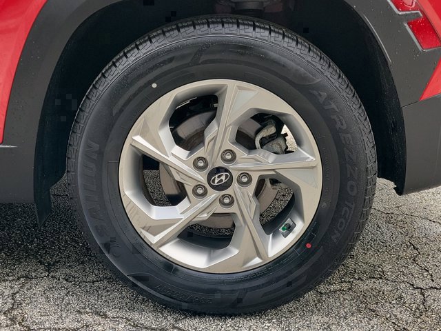 Used 2022 Hyundai Tucson SEL FWD image 9