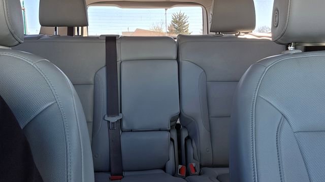 Used 2019 GMC Acadia SLT image 28