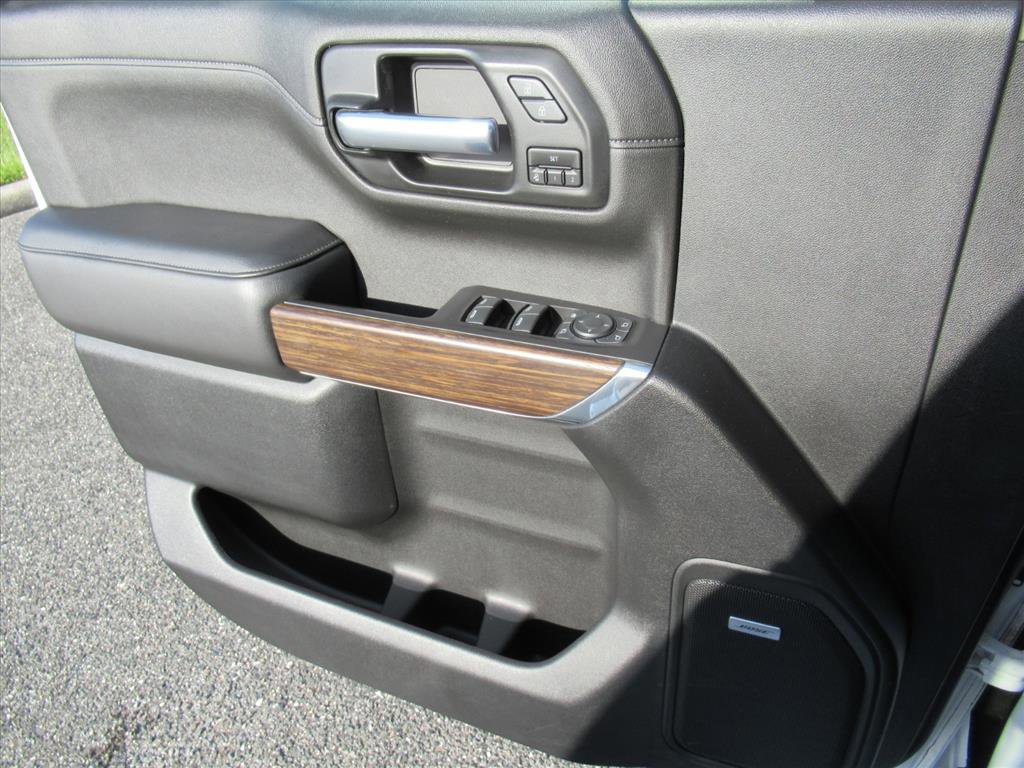 Used 2021 Chevrolet Silverado 1500 High Country w/ Technology Package image 30