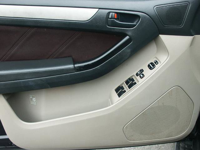 Used 2007 Toyota 4Runner SR5 AWD/4WD image 14
