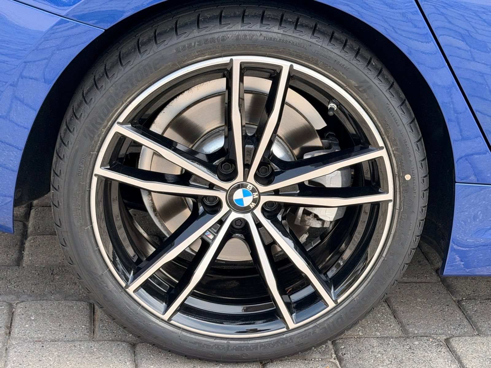 Used 2023 BMW 330i Sedan w/ M Sport Package RWD image 13