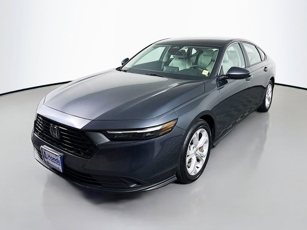 Used 2023 Honda Accord LX image 3