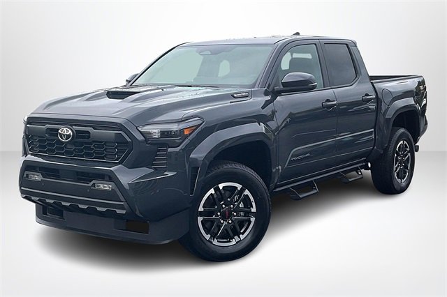 New 2025 Toyota Tacoma TRD Sport image 2
