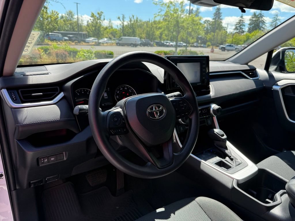 Certified 2022 Toyota RAV4 LE AWD/4WD image 13