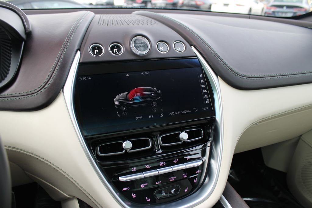 Used 2023 Aston Martin DBX AWD/4WD image 15