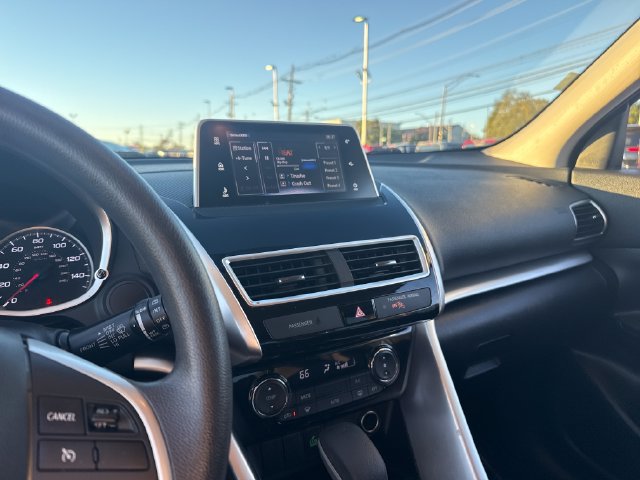 Used 2018 Mitsubishi Eclipse Cross LE AWD/4WD image 18