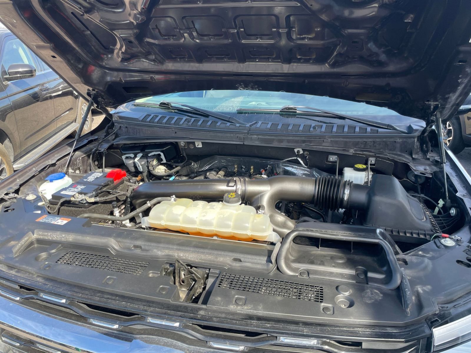 Used 2024 Ford Expedition Limited RWD image 35