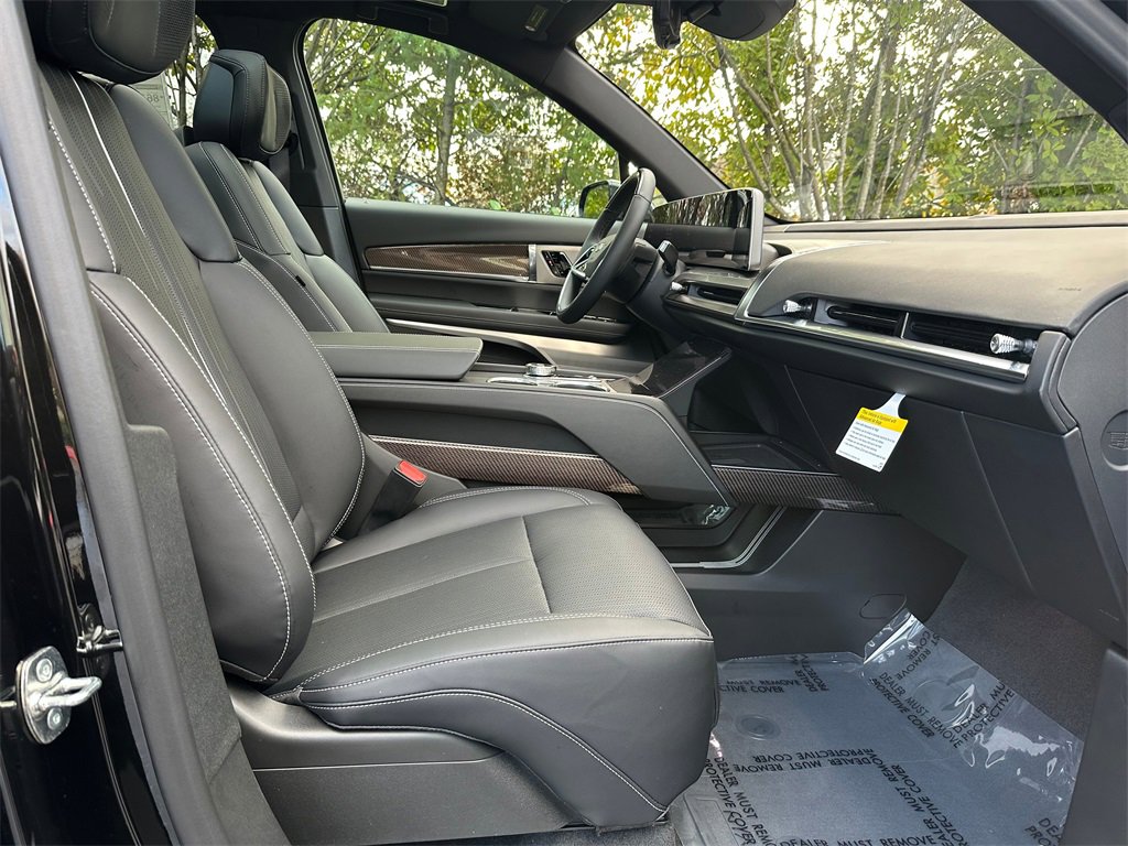 New 2026 Cadillac Vistiq Sport image 10