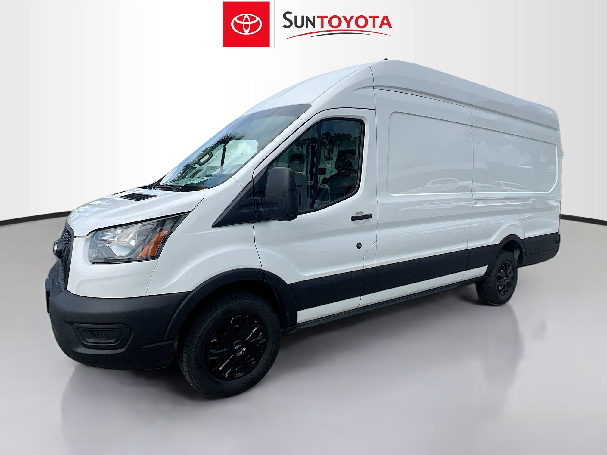 Used 2024 Ford Transit 250 148 High Roof Extended w/ Load Area Protection Package RWD image 9