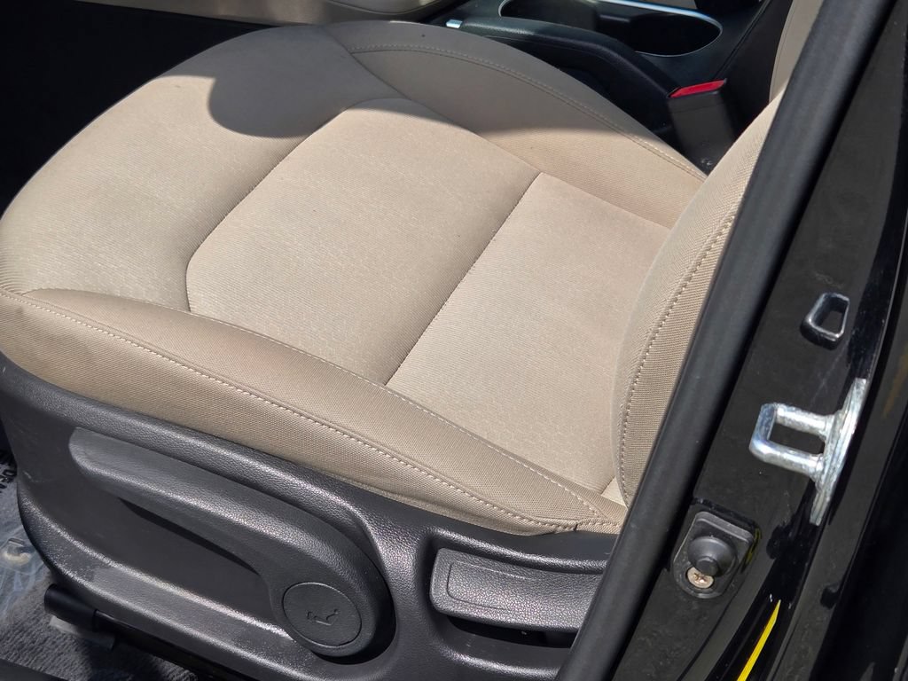 Used 2018 Hyundai Elantra Value Edition w/ Cargo Package FWD image 29