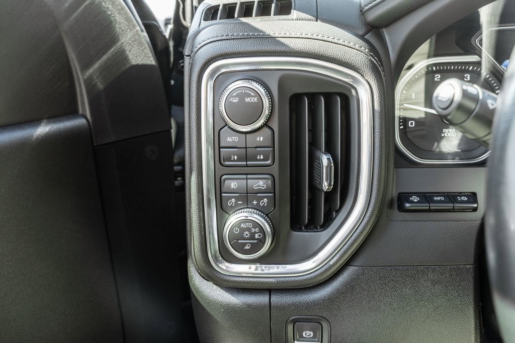 Used 2023 GMC Sierra 3500 Denali w/ Denali Ultimate Package AWD/4WD image 20