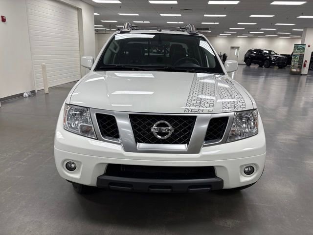 Used 2020 Nissan Frontier PRO-4X w/ Pro-4x Utility Package AWD/4WD image 2