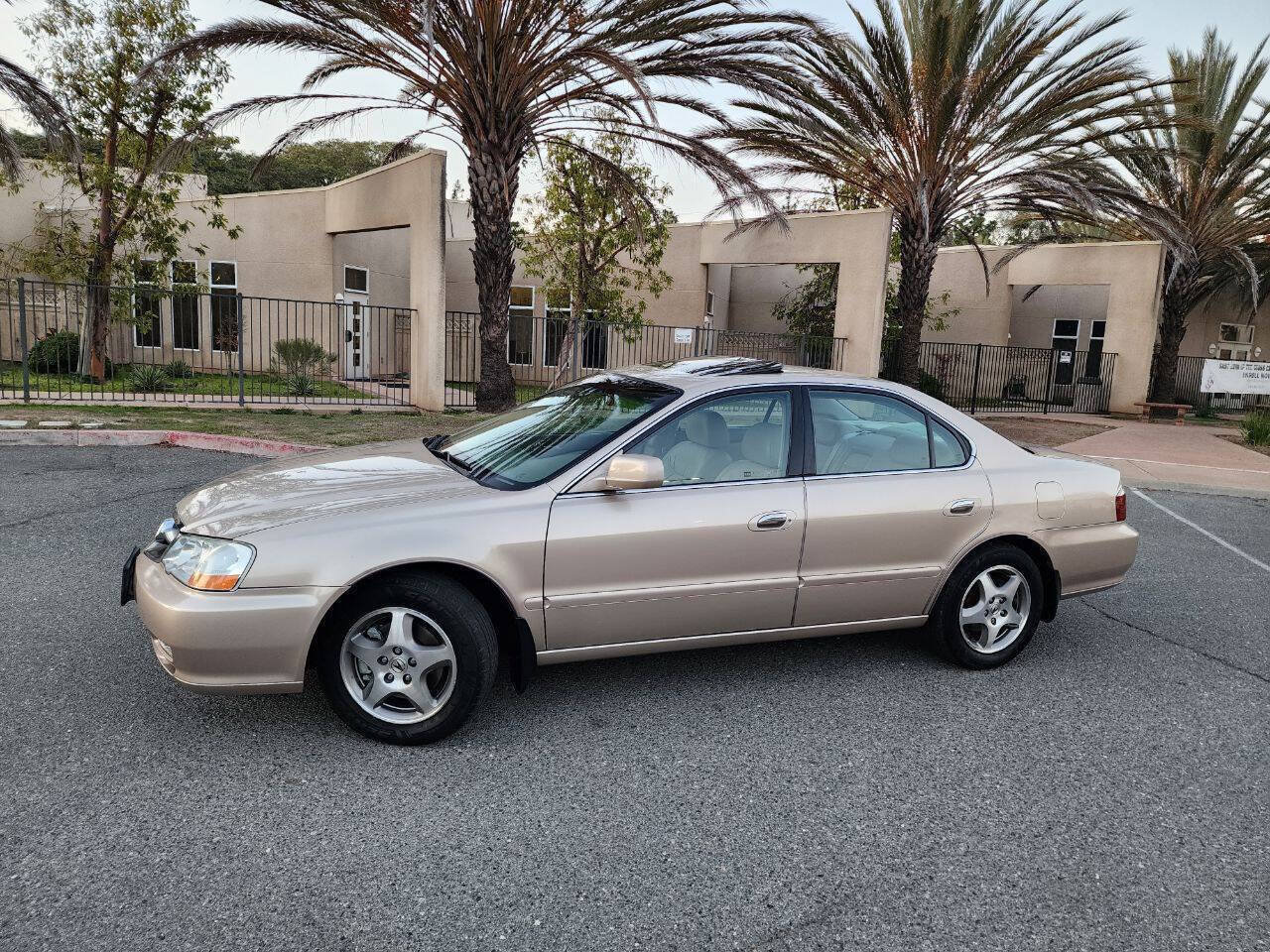 Used 2003 Acura TL FWD image 3